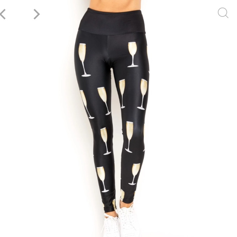 Goldsheep Black Champagne Glass Leggings